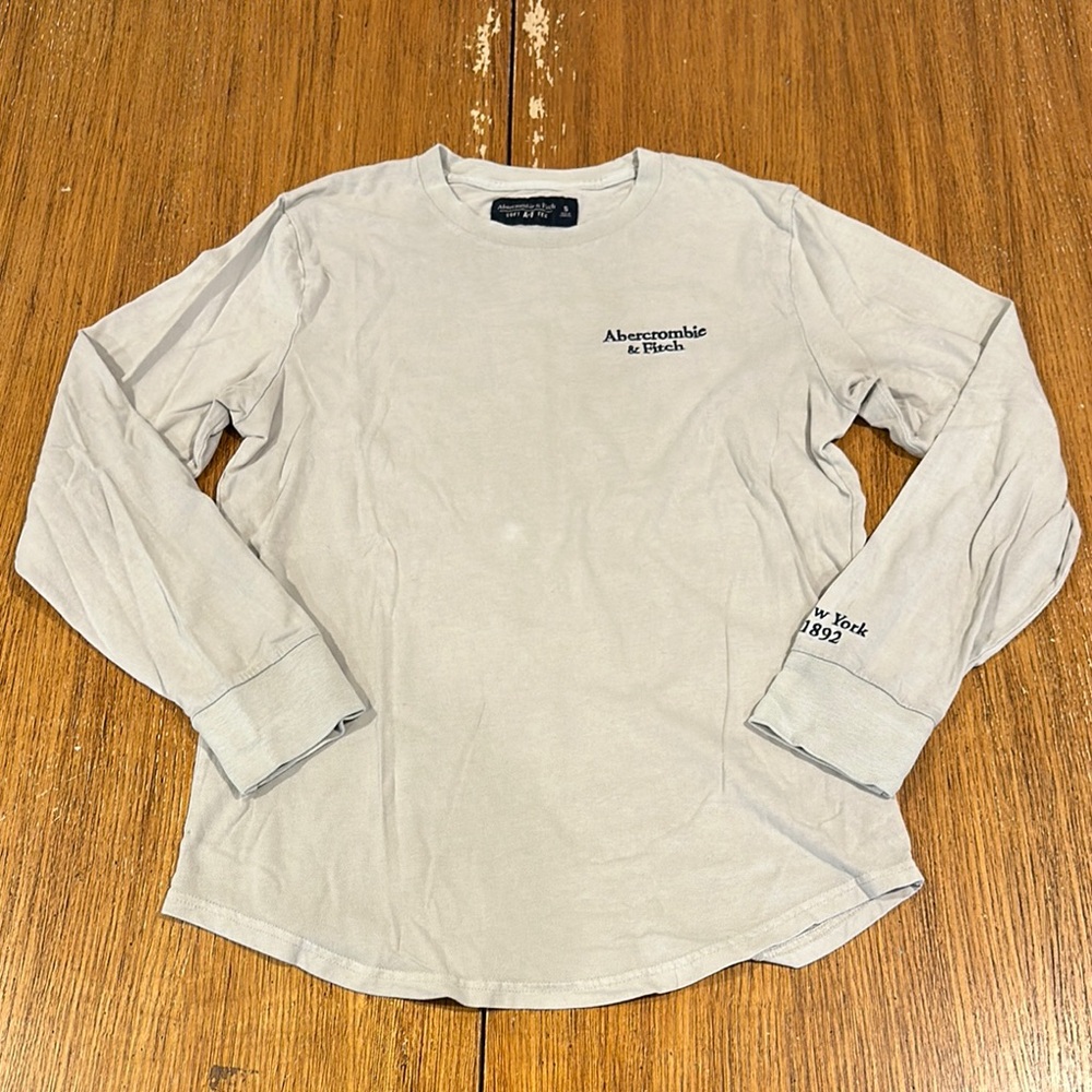 ABERCROMBIE AND FITCH Men’s Beige Curve Soft A&F Long Sleeves